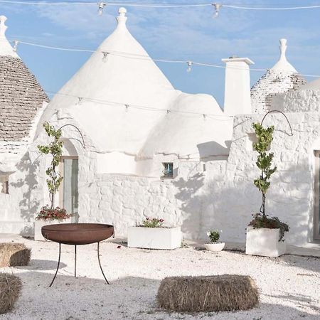 Bed and Breakfast Petranima Wellness In Trulli Остуни Экстерьер фото