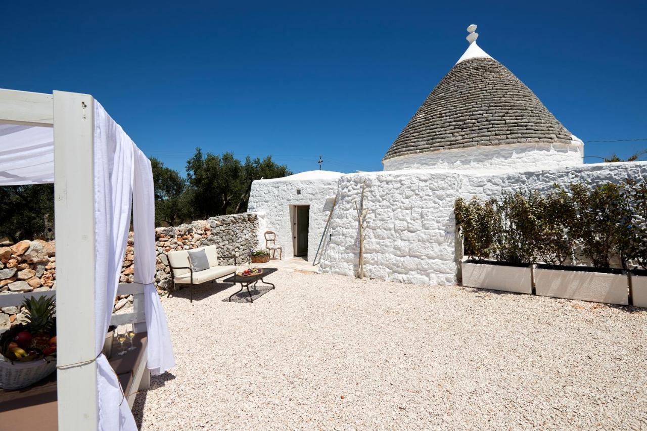 Bed and Breakfast Petranima Wellness In Trulli Остуни Экстерьер фото