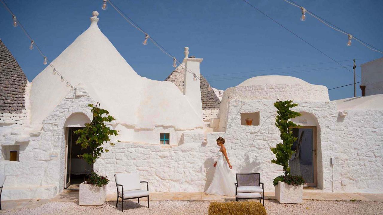 Bed and Breakfast Petranima Wellness In Trulli Остуни Экстерьер фото
