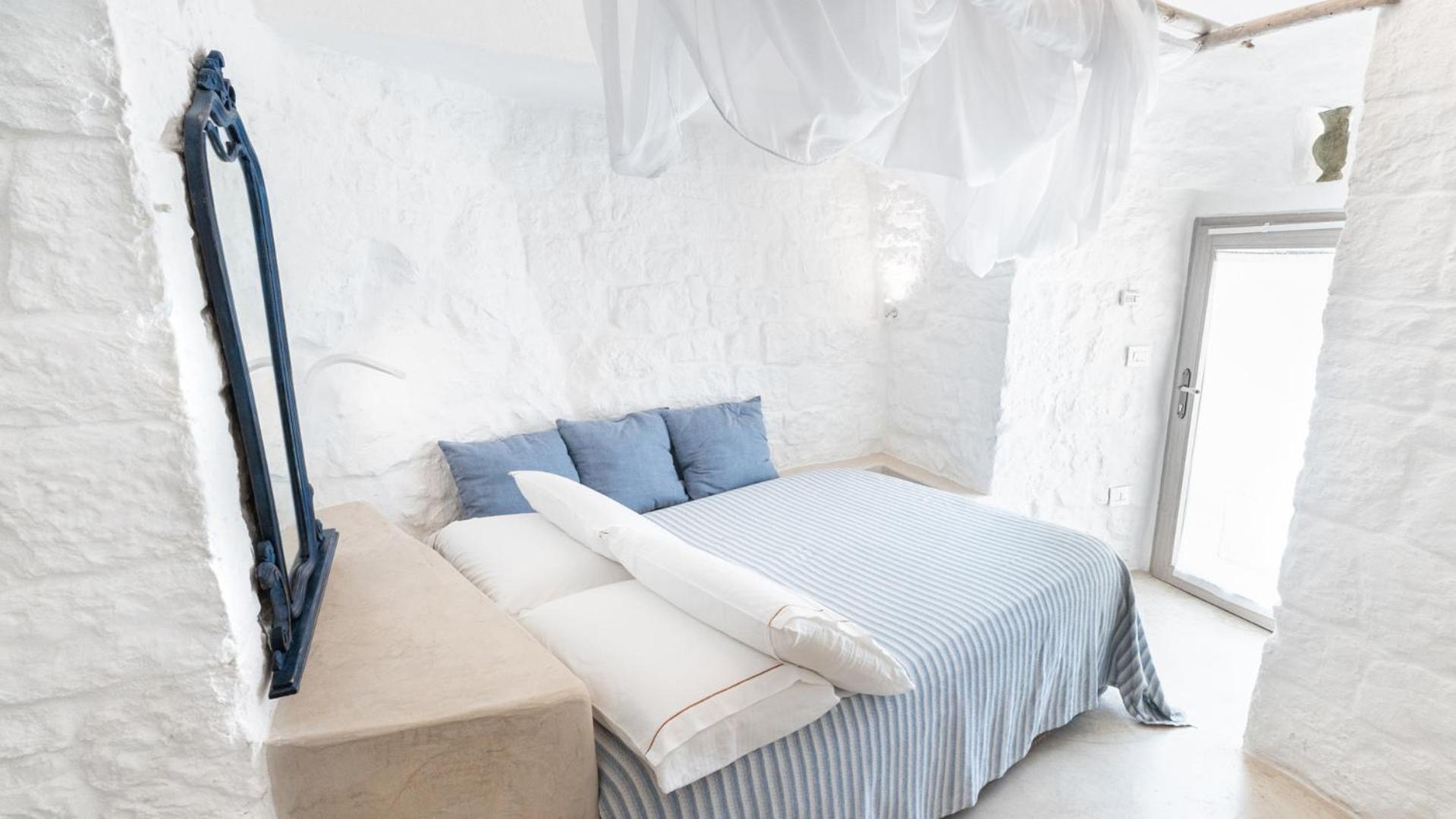 Bed and Breakfast Petranima Wellness In Trulli Остуни Экстерьер фото