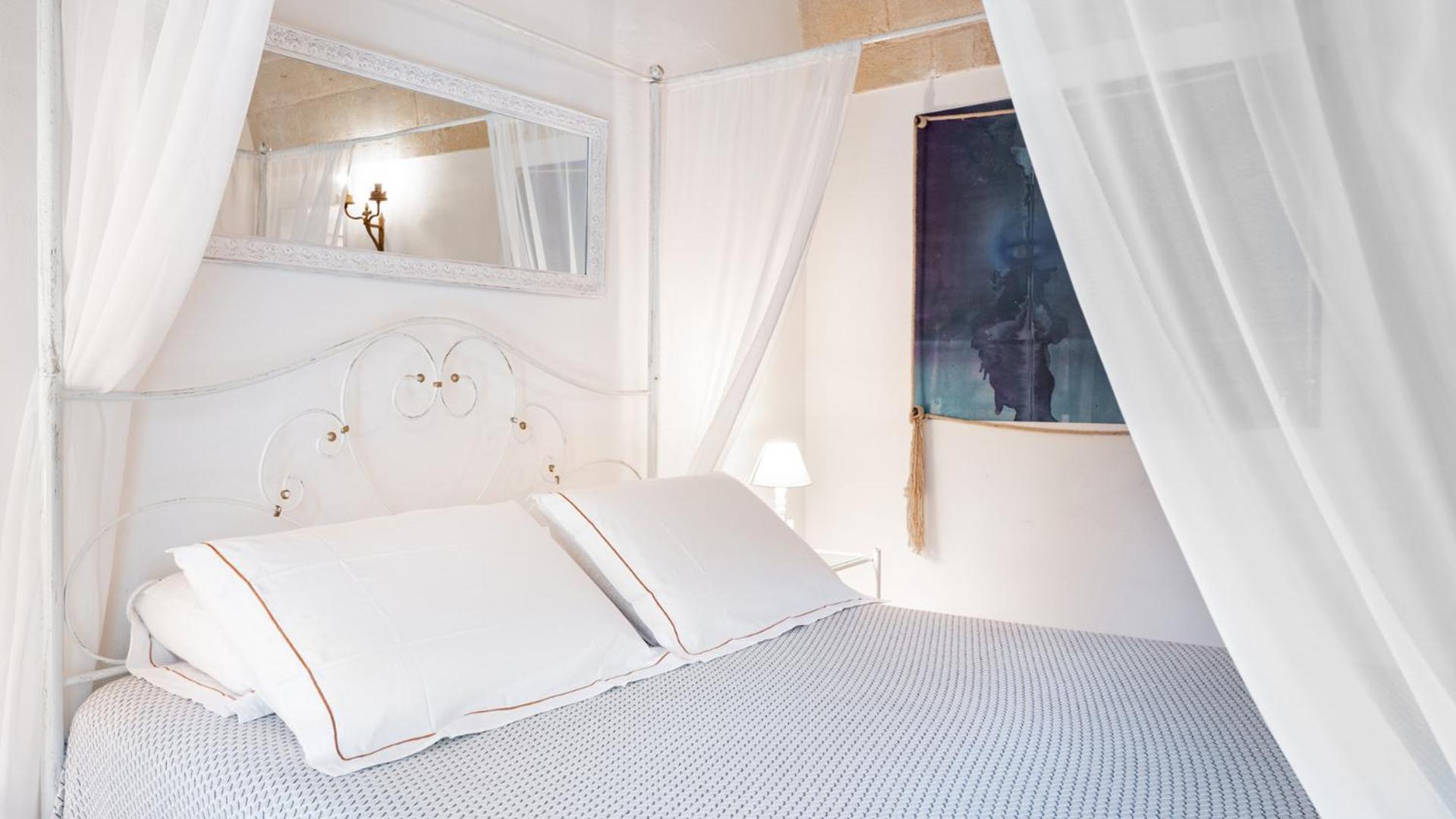 Bed and Breakfast Petranima Wellness In Trulli Остуни Экстерьер фото